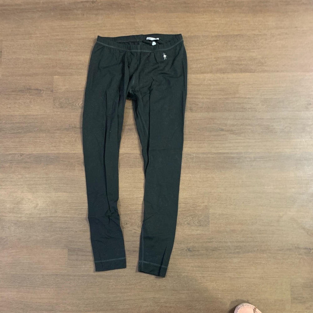 Smart wool size medium base layer